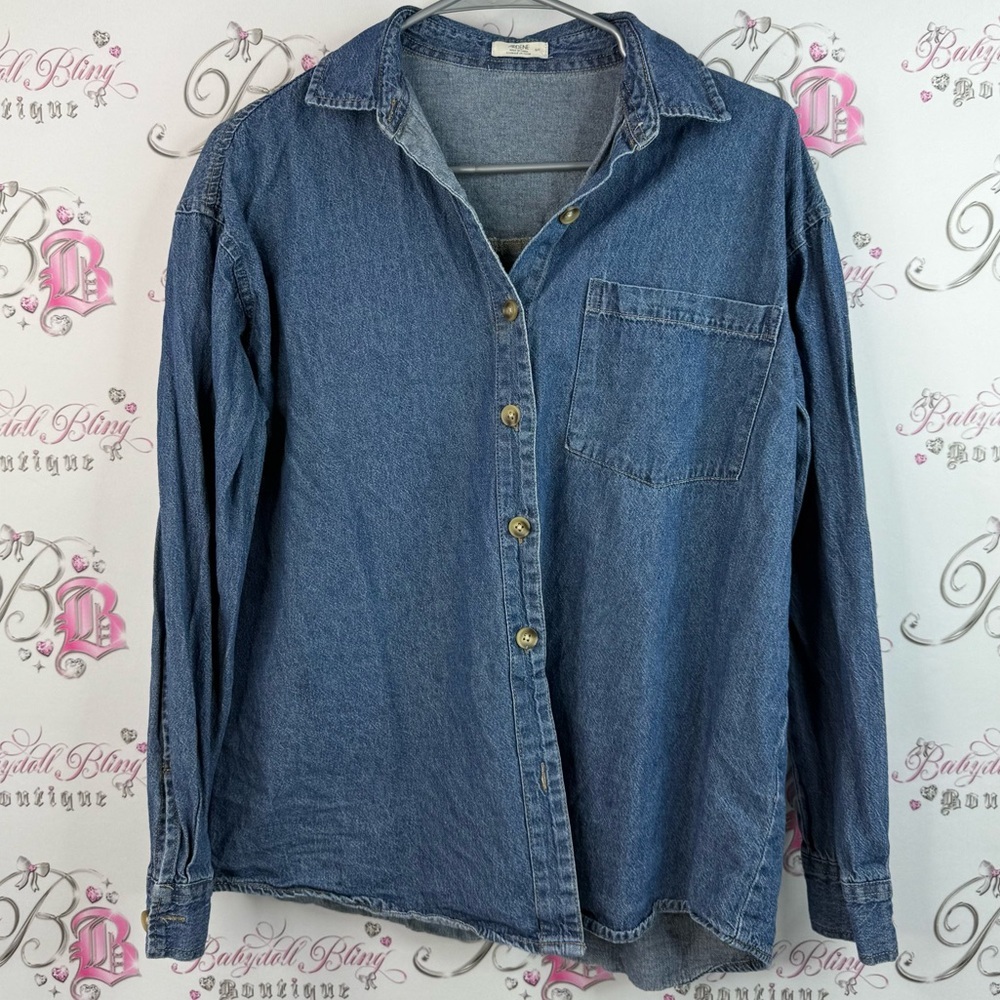 Ardene shirt button down long sleeves denim pocket Blue Denim Shirt